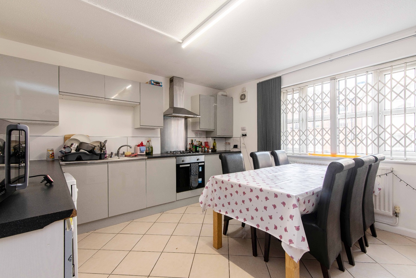 Additional image 3 of 6 Bed Terraced House, Peveril Street, NG7, N1 7GU