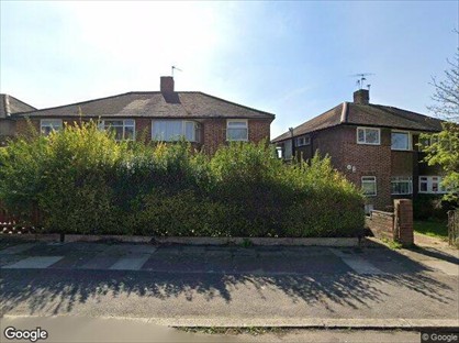 2 Bed Flat, Meadow Close, SE6