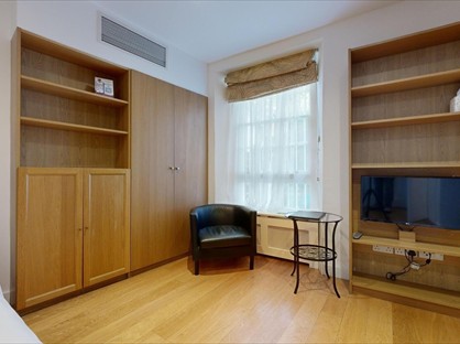 Studio Flat, Cartwright Gardens, WC1H
