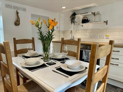 3 Bed Detached House, Wothorpe Road, PE9