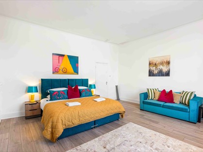 3 Bed Flat, Church Road, BN3