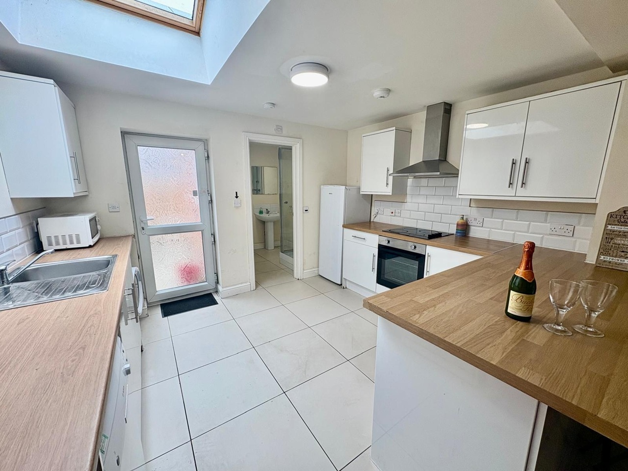 Additional image 18 of 10 Bed Terraced House, Pomona St, S11, N1 7GU