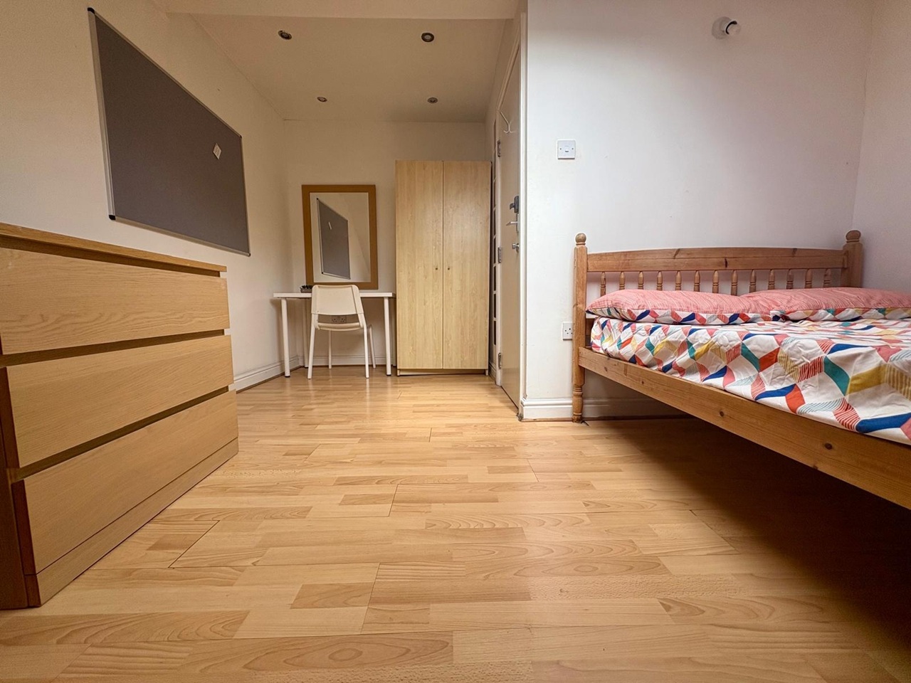 Additional image 27 of 10 Bed Terraced House, Pomona St, S11, N1 7GU