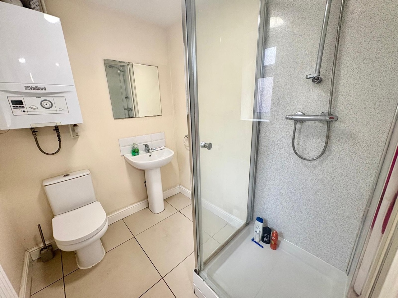 Additional image 30 of 10 Bed Terraced House, Pomona St, S11, N1 7GU