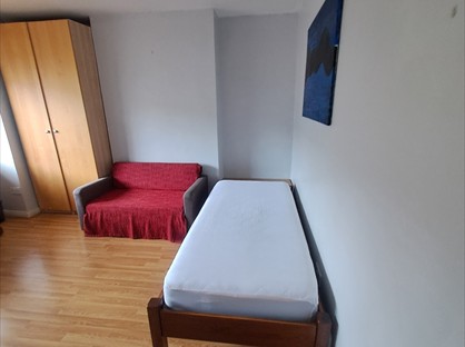 Room in a Shared House, Riffel Road, NW2