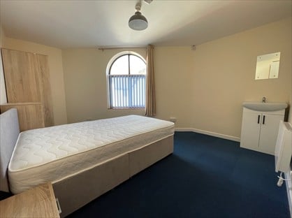 Room in a Shared House, Merchant Street, CM3