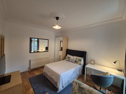 Room in a Shared House, Queens Road, E11