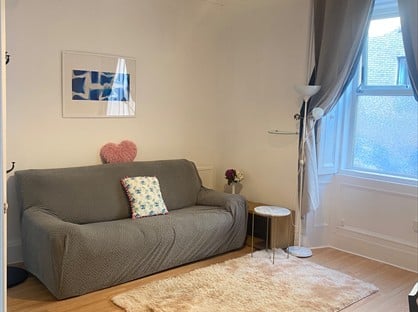 2 Bed Flat, Upper Grove Place, EH3