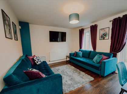 5 Bed Semi-Detached House, Saltcote Way, MK41