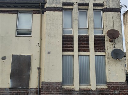 3 Bed Flat, Victoria Street, KA8