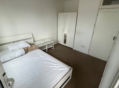 Room in a Shared Flat, Hampstead Road, NW1