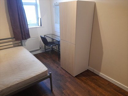 Room in a Shared House, Liverpool Road, ST4