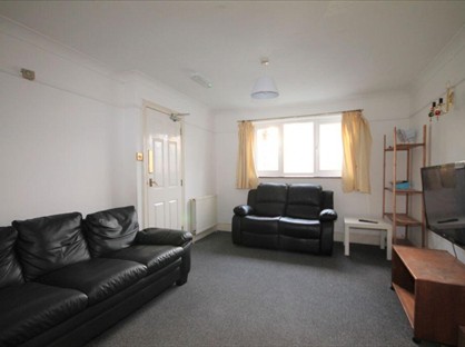 5 Bed Terraced House, Regency Place, CT1