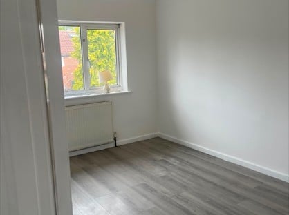 3 Bed Semi-Detached House, Ashton Avenue, YO30