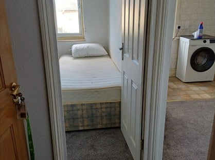 Studio Flat, Leed Street, PO36