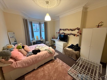 4 Bed Terraced House, Warwick Street, NE6