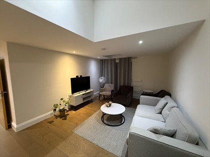 3 Bed Flat, London, W5