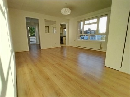 1 Bed Flat, Hutton Court, W5