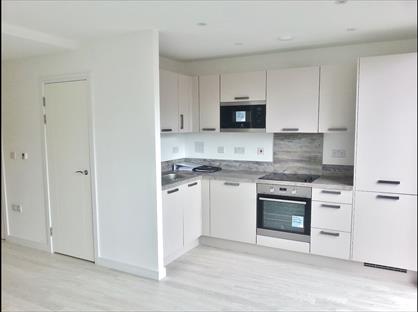 1 Bed Flat, Blondin Way, SE16