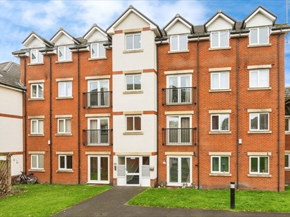 2 Bed Flat, Gladstone Mews, WA2