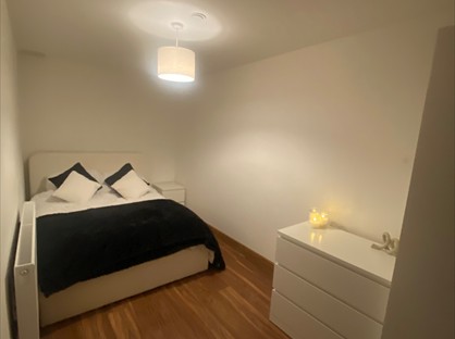 Room in a Shared Flat, Ffrwd Terrace, CF83