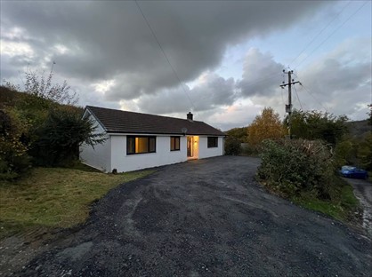 4 Bed Semi-Detached House, Goginan, SY23
