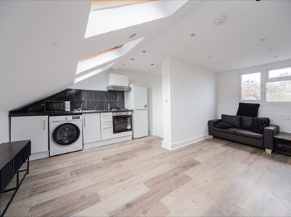 3 Bed Flat, Crouch End Hill, N8