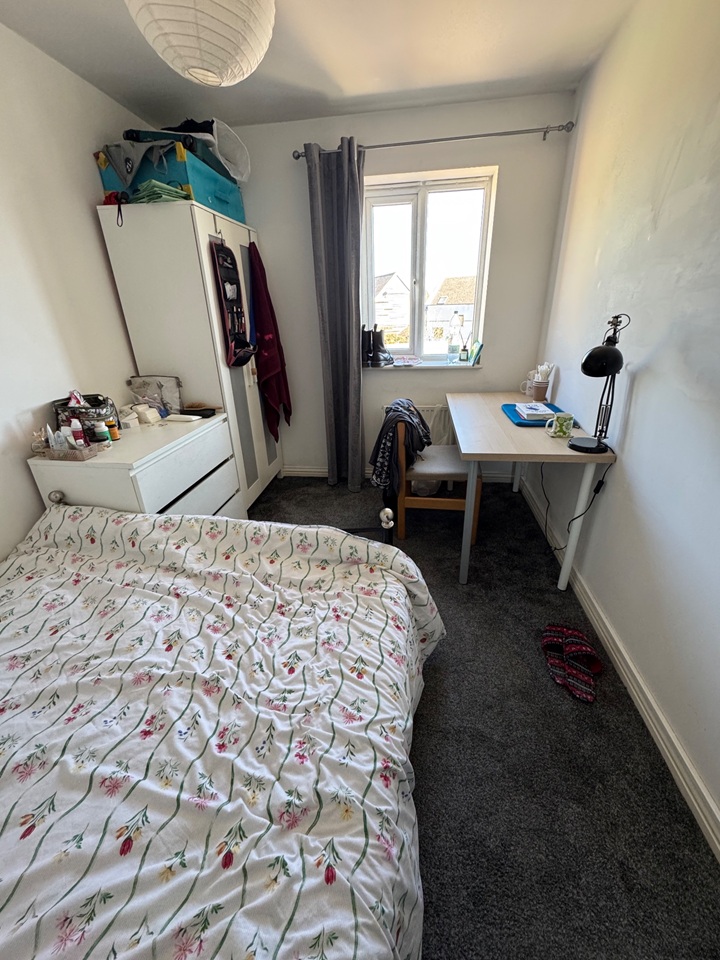 Additional image 2 of Room in a Shared House, Circus Drive, CB4, N1 7GU