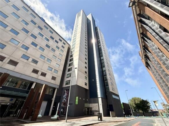 1 Bed Flat, Beetham Tower, L3