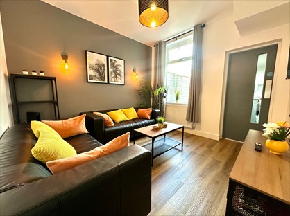 4 Bed Terraced House, Oxford Street, TS1