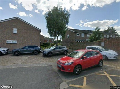 4 Bed Terraced House, Southwood Close, KT4
