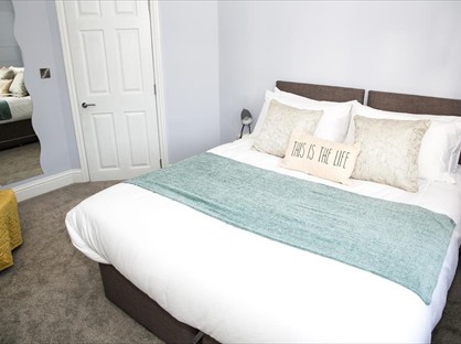 2 Bed Flat, South Cliff Avenue, BN20