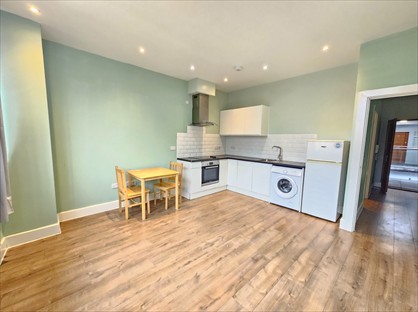 1 Bed Flat, Park Street, LU1