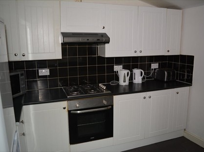 Room in a Shared House, Diana Street, CF24