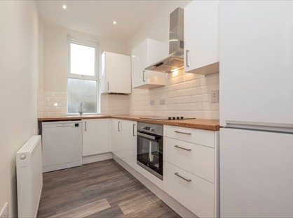 3 Bed Terraced House, Richardson Street, BD12