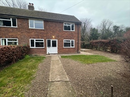 3 Bed Semi-Detached House, Pippin Avenue, CT4