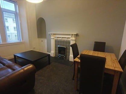 2 Bed Flat, Castlegreen Lane, G82