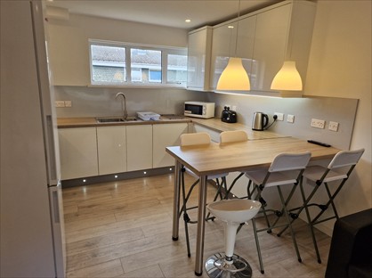 5 Bed Terraced House, Leeson Walk, B17