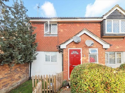2 Bed Flat, Padcroft Road, UB7