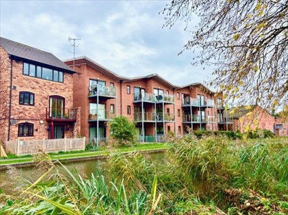 1 Bed Flat, Doltons Wharf, WR5