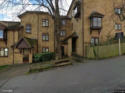 1 Bed Flat, Cypress Road, SE25