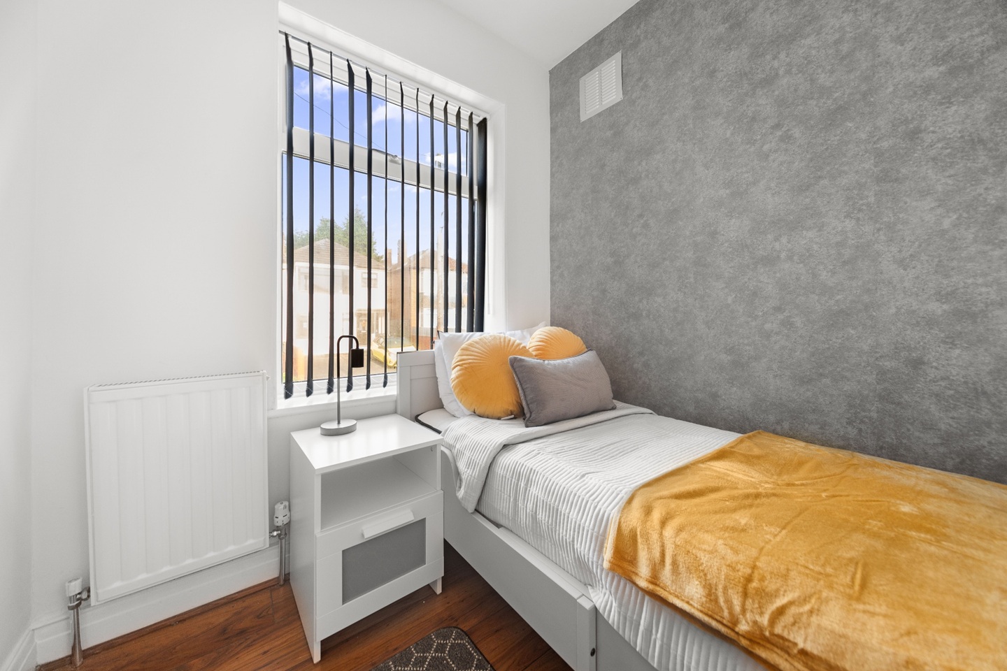 Additional image 2 of 3 Bed Detached House, Carrholm Mount, LS7, N1 7GU