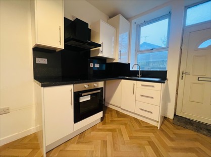 1 Bed Flat, Providence House, LS28