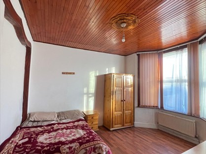 Room in a Shared House, Sinclair Road, E4