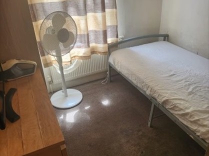 Room in a Shared House, Harrow Road, E11