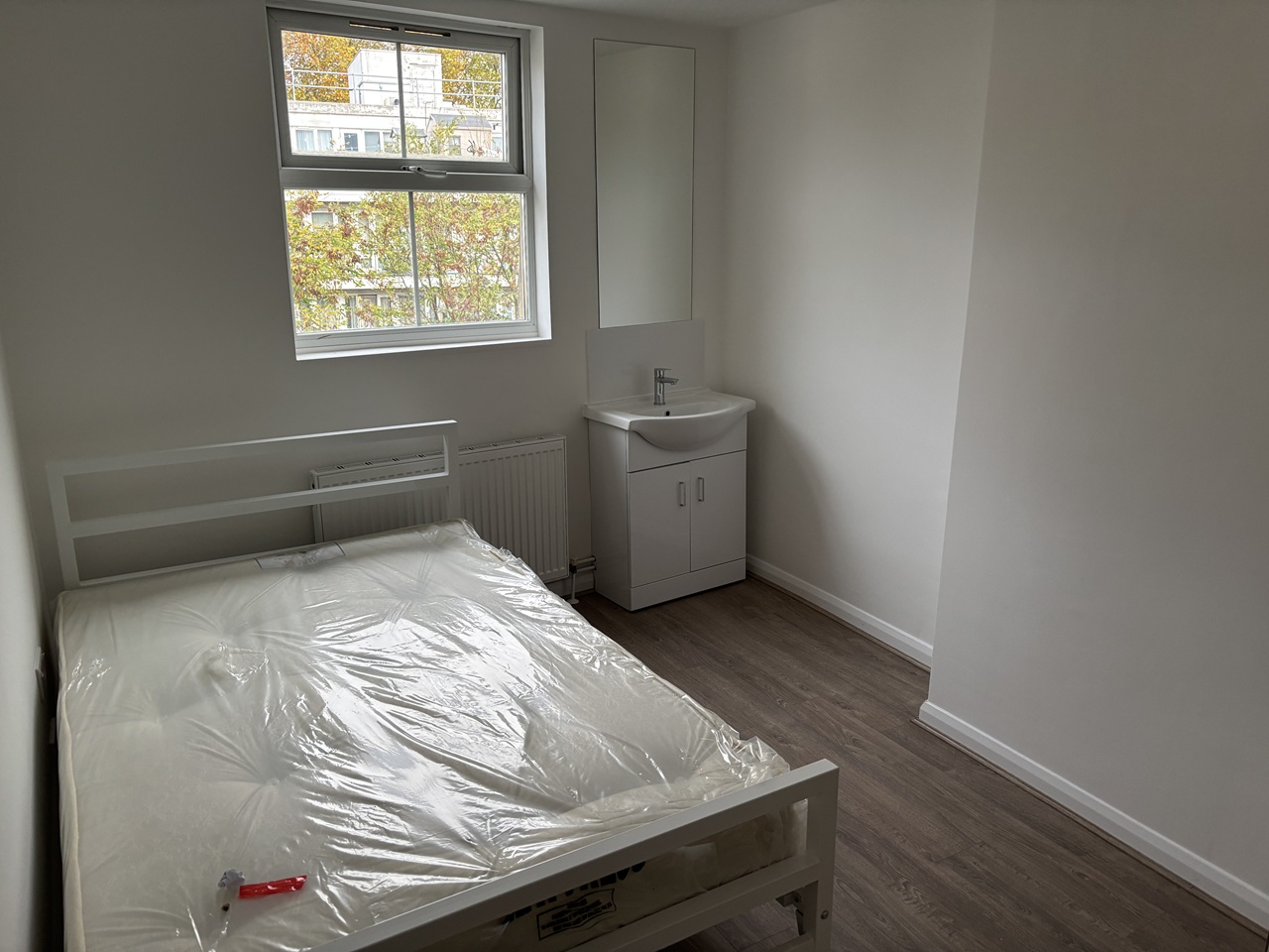 Room in a Shared Flat, Queens Crescent, NW5, N1 7GU