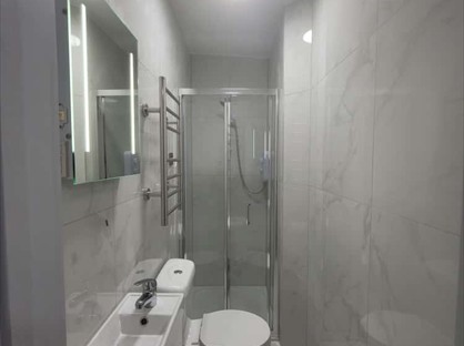 Studio Flat, Surbiton Road, KT1