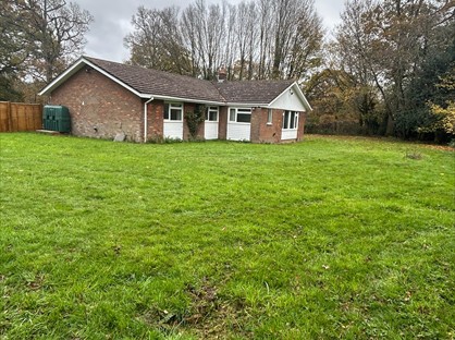 4 Bed Bungalow, Rossway Park Estate, HP4