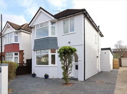 4 Bed Detached House, Rydens Way, GU22