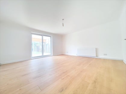 3 Bed Semi-Detached House, Slack Lane, S44